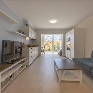 Ampio Luminoso 3 3 Bagni Giardino Quiete Wi-fi Appartamento